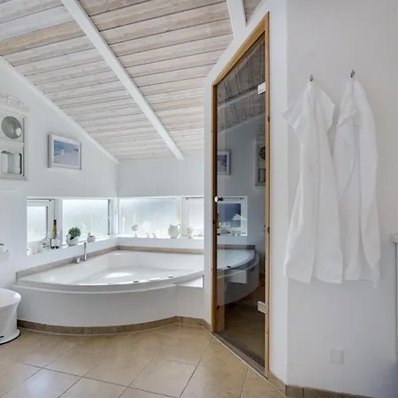 Konsta - 200m From The Sea By Interhome